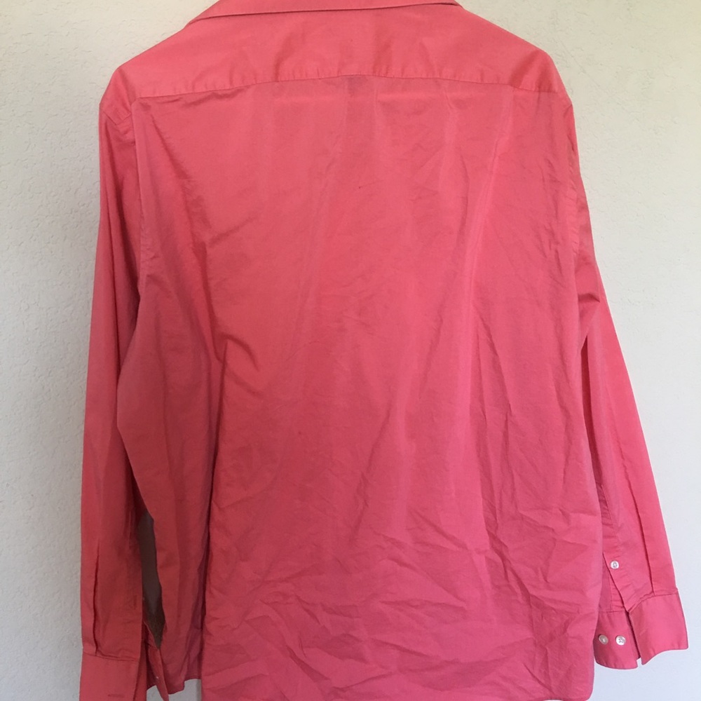 Button down - Picture 2 of 3